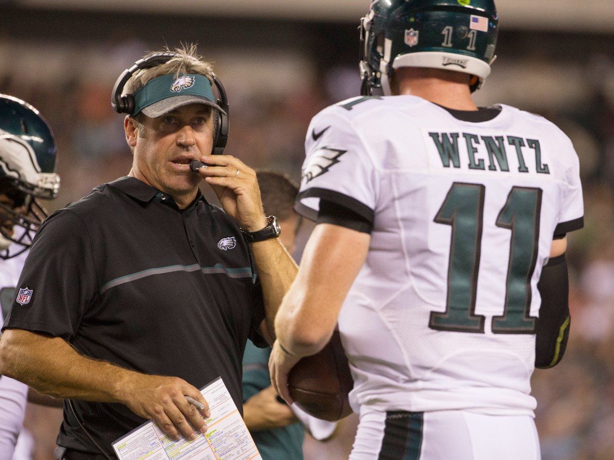 doug-pederson-carson-wentz-eagles.jpg